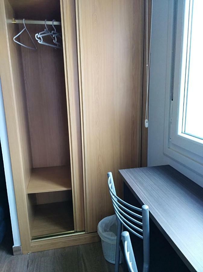O Cruceiro Hotell Palas de Rei Exteriör bild