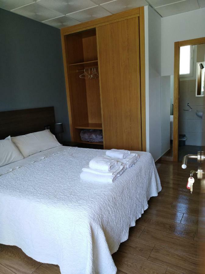 O Cruceiro Hotell Palas de Rei Exteriör bild